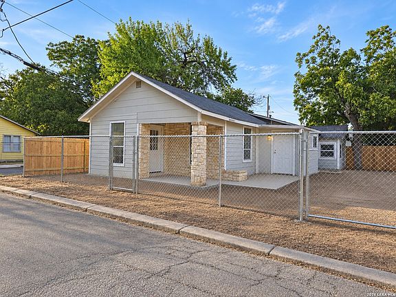 2nd image of 772 4TH ST