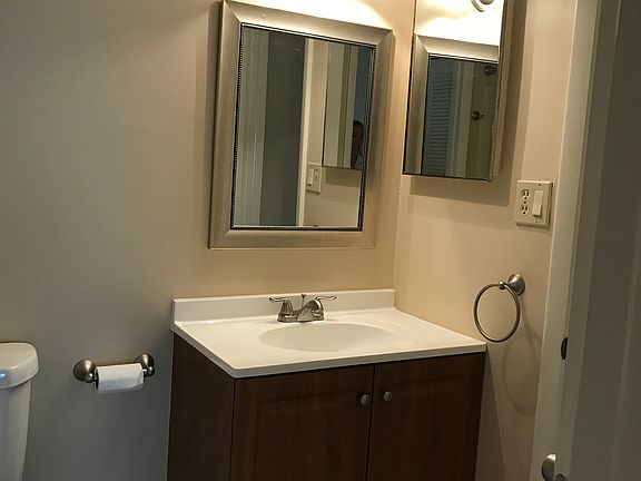 5th image of 6031 Shakerwood Cir APT 101