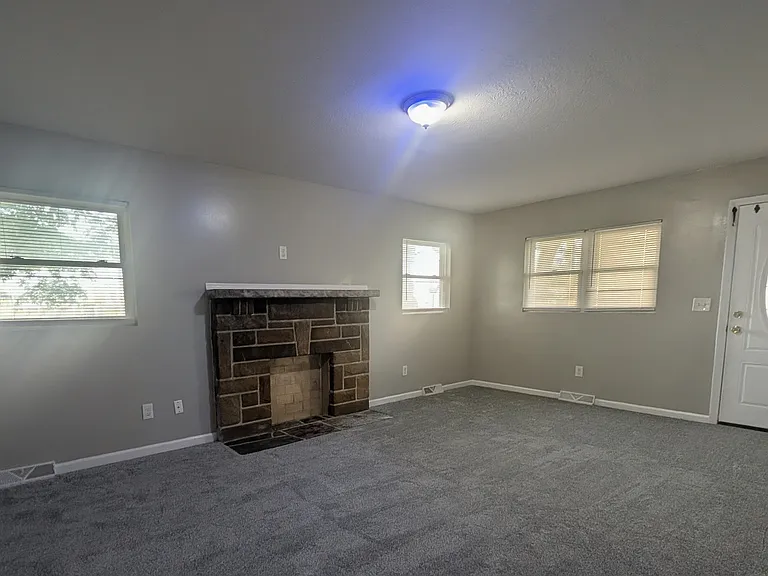 1198 Harmon Ave — Photo 6