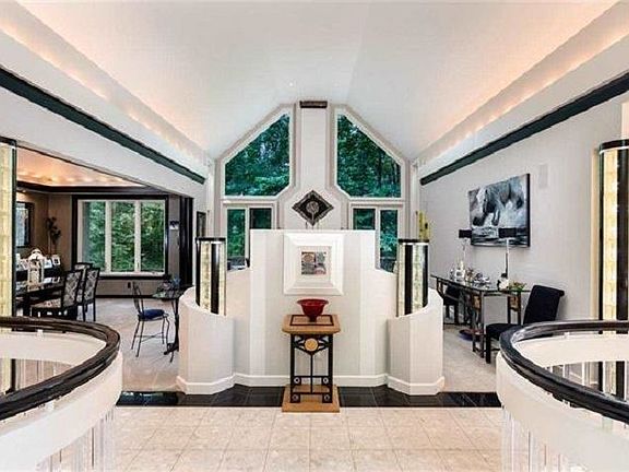 5th image of 12148 Indian Oak Dr