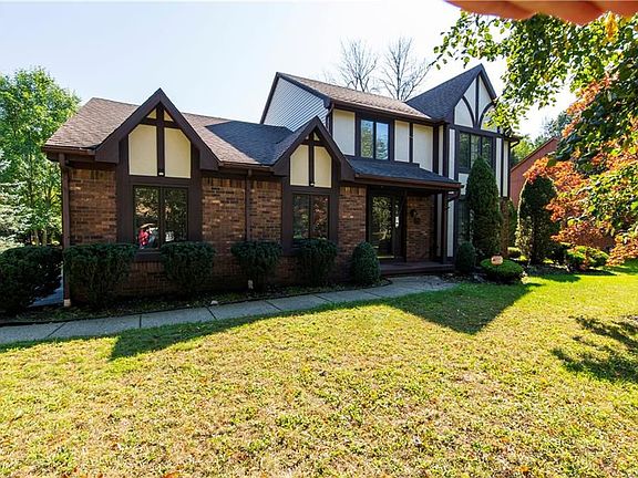 2nd image of 57 Foxfire Dr