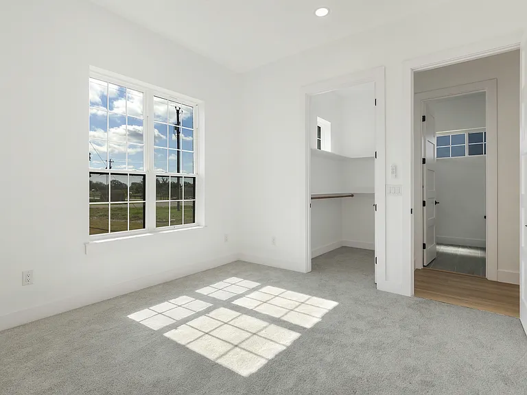 1001 Henry Way — Photo 18