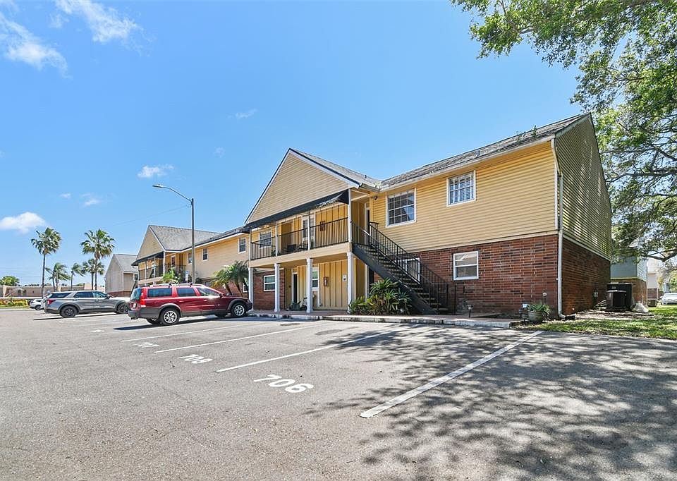 1st image of 200 Country Club Dr APT 706