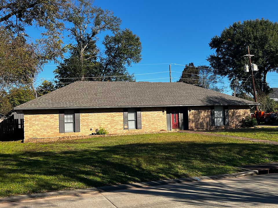 1st image of 405 Wimbledon Blvd
