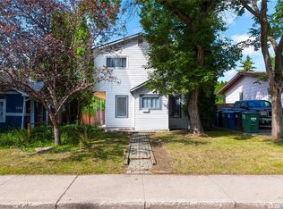 1017 J Ave N, Saskatoon, SK S7L2L3