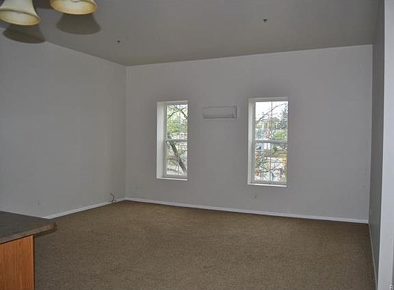 2nd image of 364 Mason St