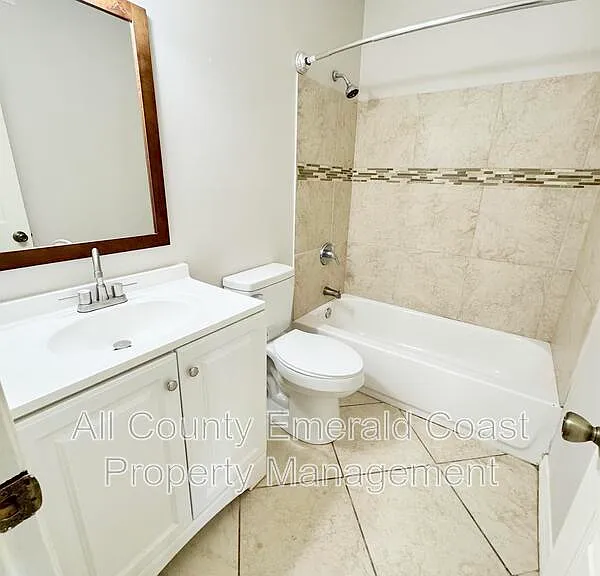 710 Swan Ln — Photo 32
