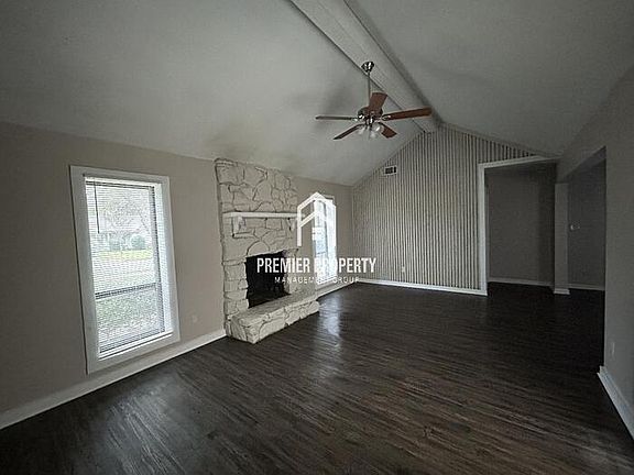 4th image of 5740 Ingleside Dr
