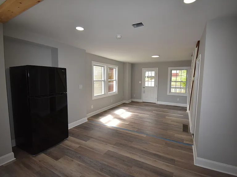 38 N Fairview St — Photo 7