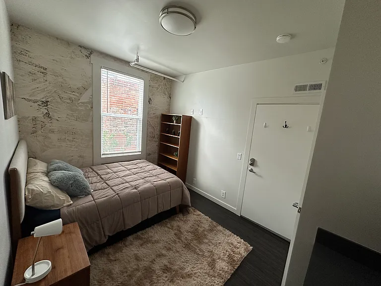 2072 Mission St #1 — Photo 13