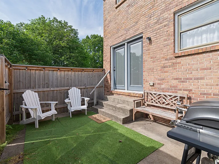 108 Meredith Pl #B — Photo 13