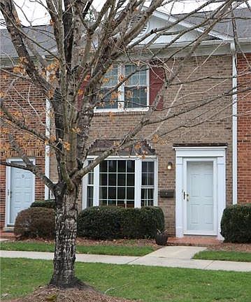 5th image of 4702 Lawndale Dr Unit E