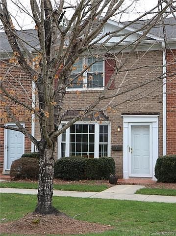 1st image of 4702 E Lawndale Dr