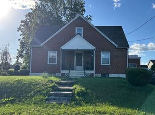 5811 Gospel St, Mount Jackson, VA 22842