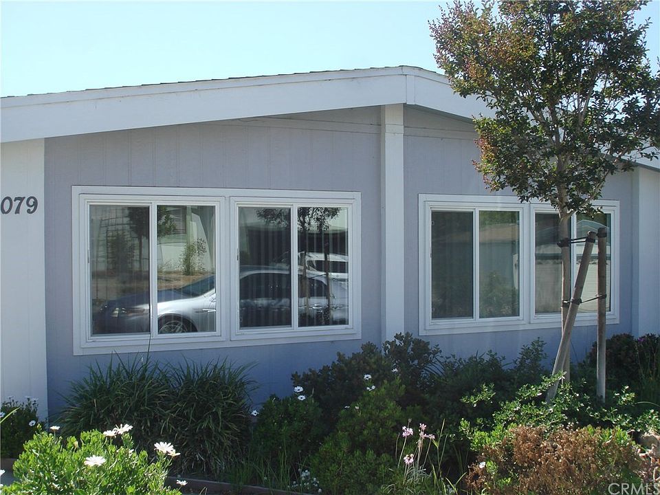 1st image of 4079 Berwyn Dr #15