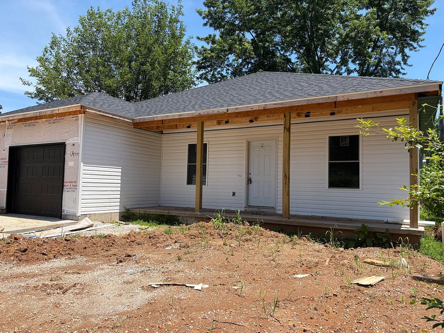 Pre-leasing — Photo 1