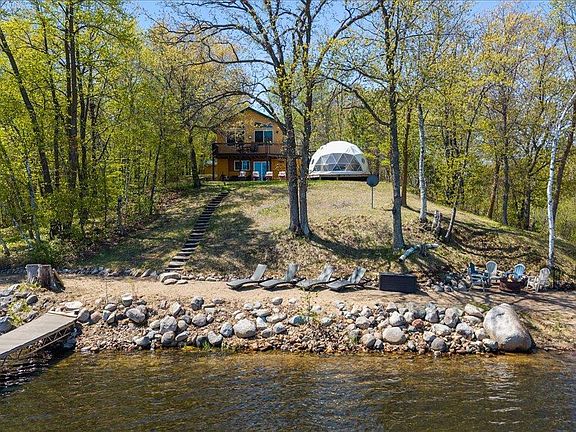 2nd image of 35470 Moccasin Ln