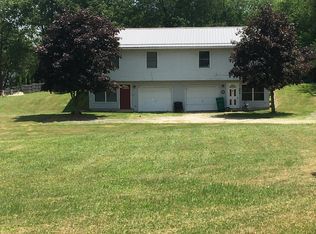 7157 Akron Rd, Sterling, OH 44276