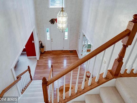 4th image of 7806 Thornfield Ct