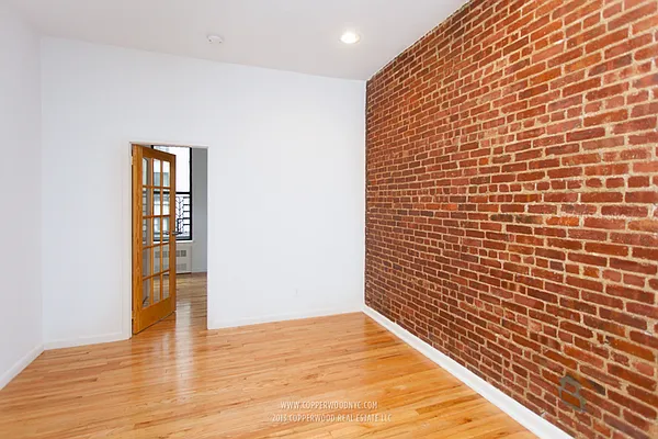 Rented by Copperwood Real Estate | media 13