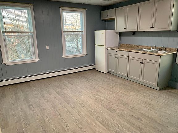 2nd image of 17 Cargill St #2B