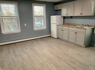 17 Cargill St #2B, Providence, RI 02903