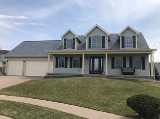 5061 Garner Ct, Davenport, IA