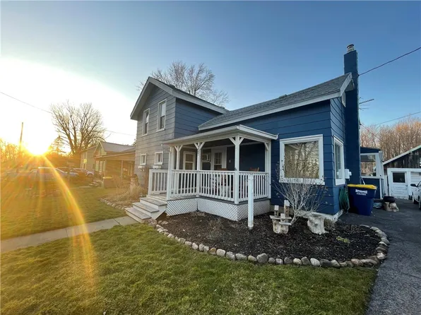 4087 Lakes Corners Rose Valley Rd, Clyde, NY 14433