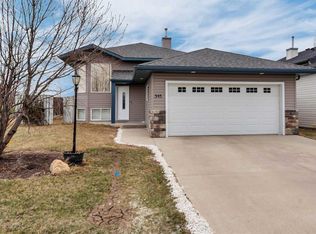 545 W Hillview Gate, Strathmore, AB T1P 1Z6