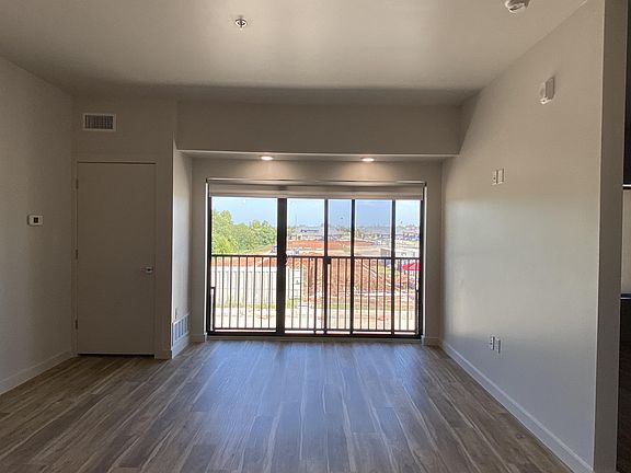 3rd image of 1677 Midtown Pl #17619878