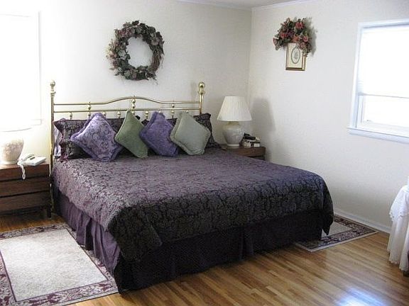 5th image of 708 Jeffrey Dr