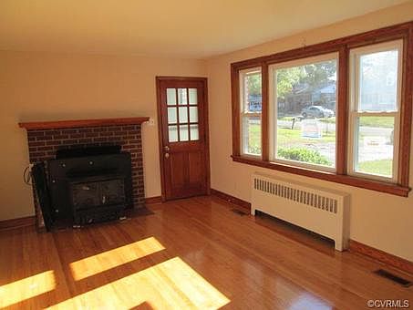 2nd image of 613 Shelby Dr