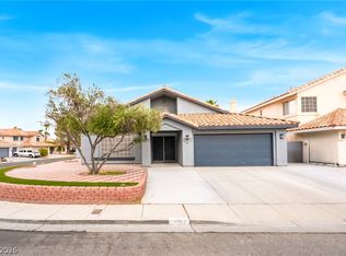 3404 Evening Sun Dr, Las Vegas, NV 89117