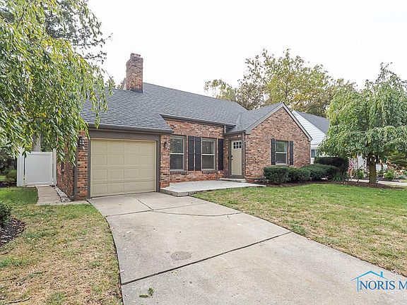 2nd image of 3739 Beverly Dr