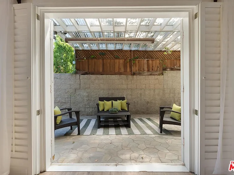 5216 Sale Ave — Photo 32