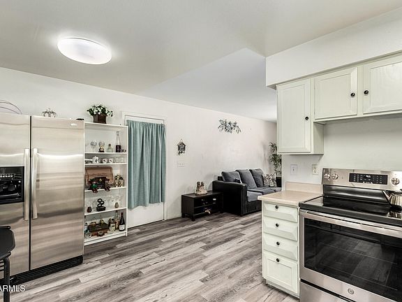3rd image of 15618 N 21ST Street