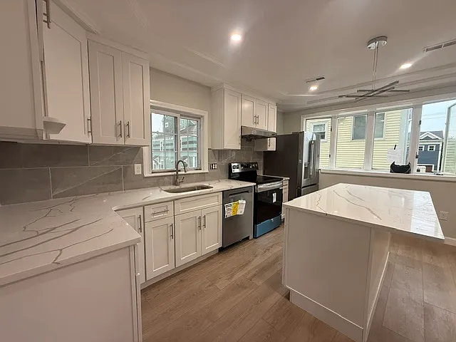 52 Holbrook Ave #2 — Photo 1