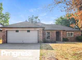 5911 Woodsetter Ln, Arlington, TX 76017