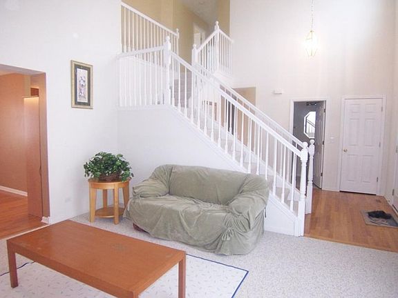 4th image of 3607 Rebecca Dr