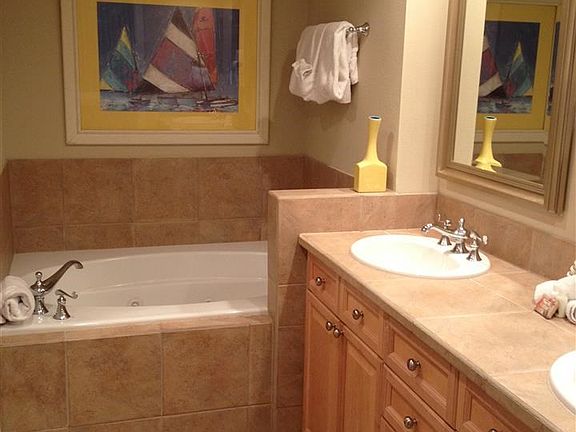 4th image of 3 Portofino Dr Suite 1902