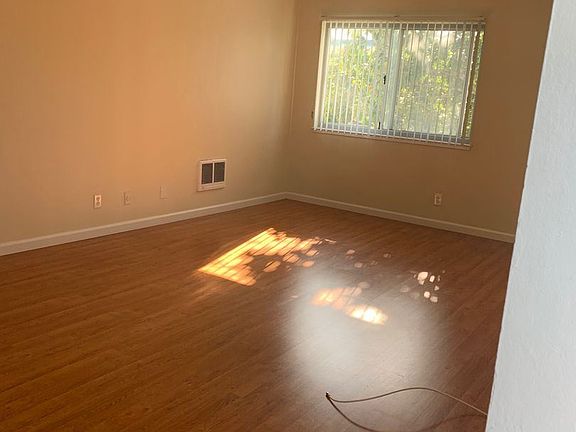 2nd image of 1608 Hollenbeck Ave APT 17