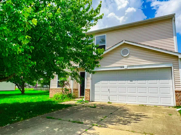 1916 Blue Pine Ln, Indianapolis, IN 46231