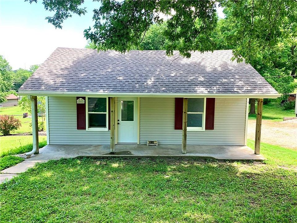 1st image of 4005 Paseo Dr