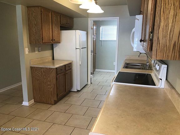 5th image of 2135 N Courtenay Pkwy #110
