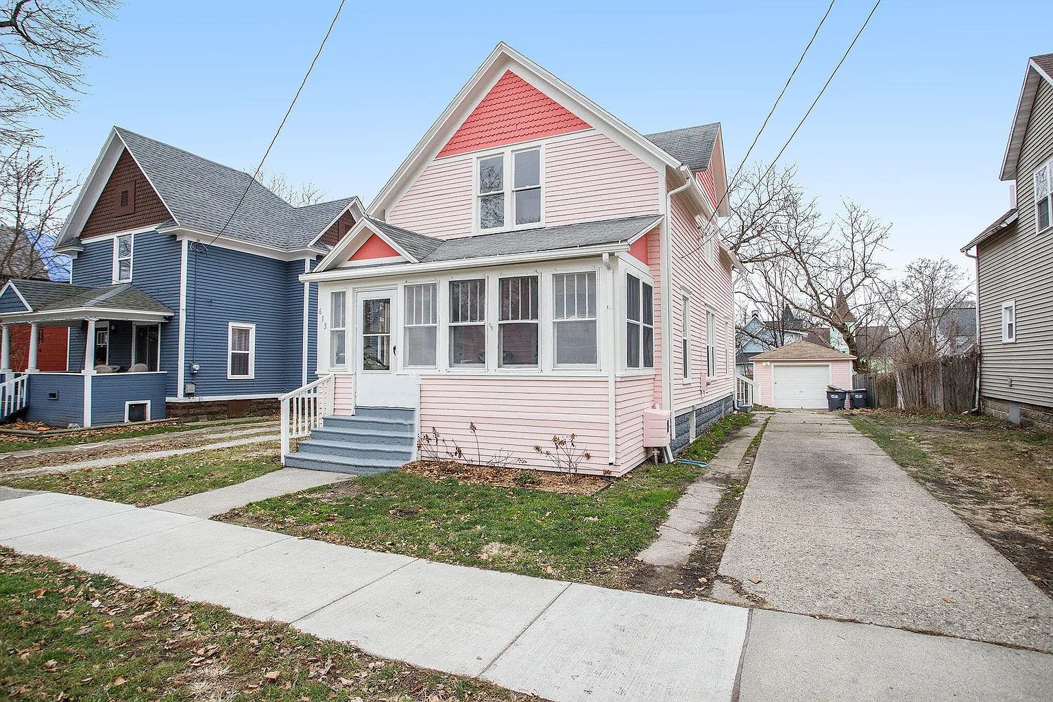 613 Edwin Ave photo 1
