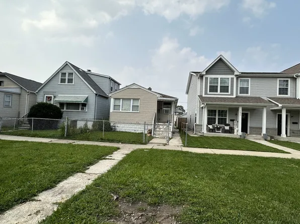 7634 W 63rd Pl, Summit, IL 60501