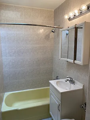 Rented by Compass | media 9