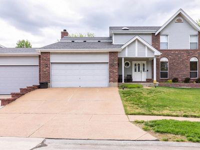 5452 Greenton Way, Saint Louis, MO, 63128