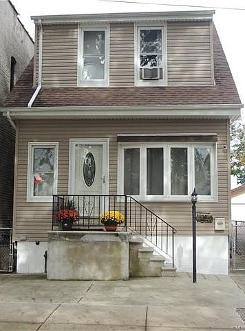 1st image of 2911 Scott Pl