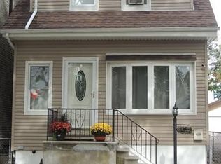 2911 Scott Pl, Bronx, NY 10465